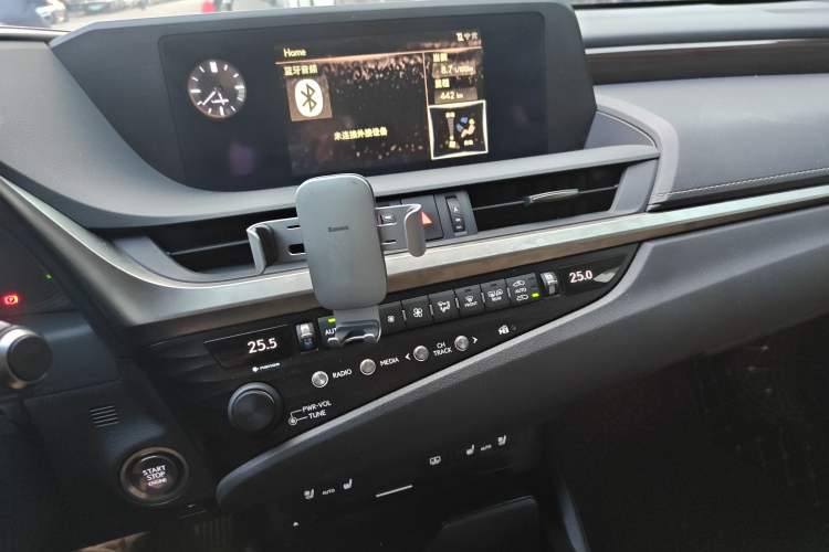 Used Lexus ES 2018 200 Luxury Edition China V Standard Audio And AC Panel