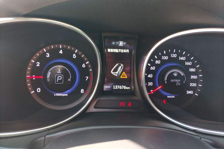 Used Hyundai Grand SantaFe 2013 3.0L 7-Seater Four-Wheel-Drive Comfort Edition Instrument Cluster