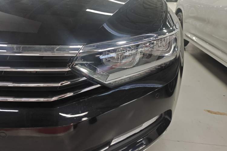 Used Volkswagen Magotan 2019 330TSI DSG Luxury Model China V Standard Left Front Headlight