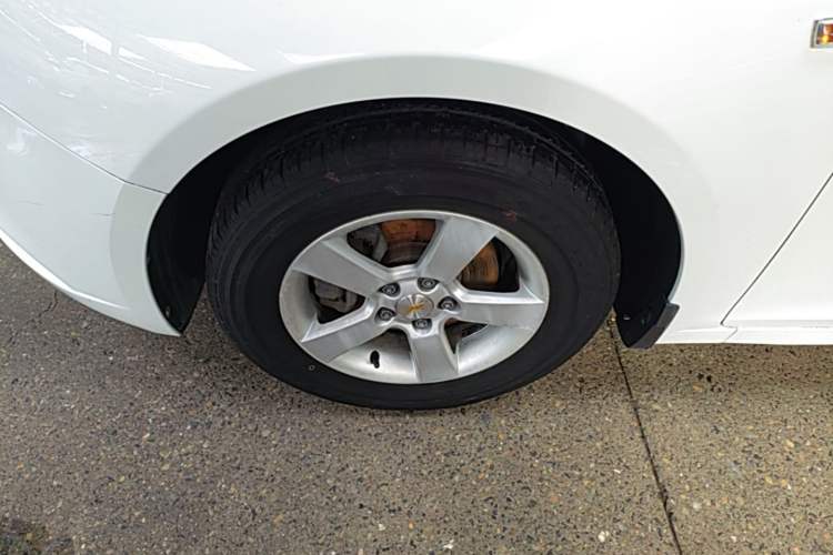 Used Chevrolet Cruze 2015 1.5L Classic SL MT