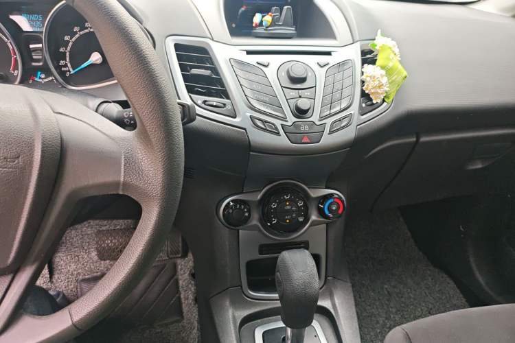 Used Ford Fiesta 2013 Hatchback 1.5L Automatic Fashion Edition