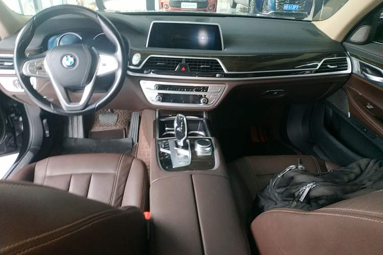 Used BMW 7 Series 2018 730Li Leading Model Excellence Package