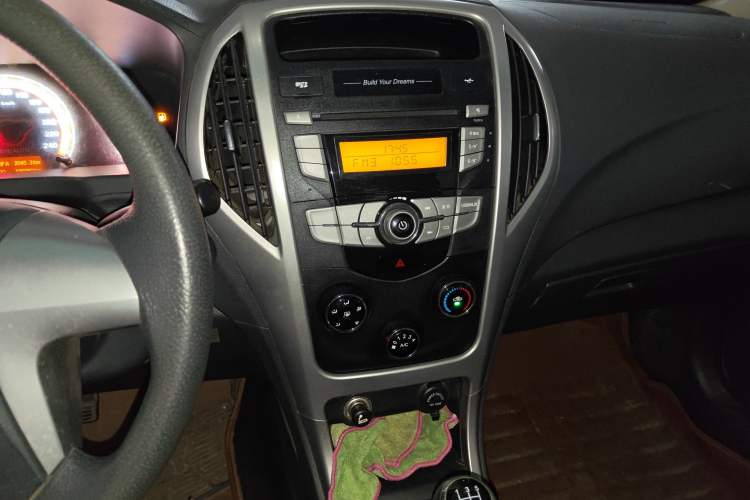 Used BYD F3 2015 Energy-Saving Edition 1.5L Manual Luxury Model