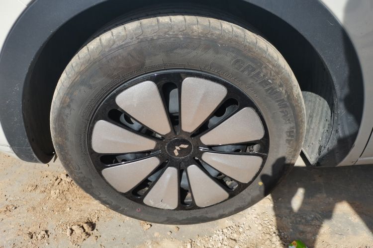 Used Wuling Bingo 2024 333 km Enjoyment Version Left Front Wheel Hub