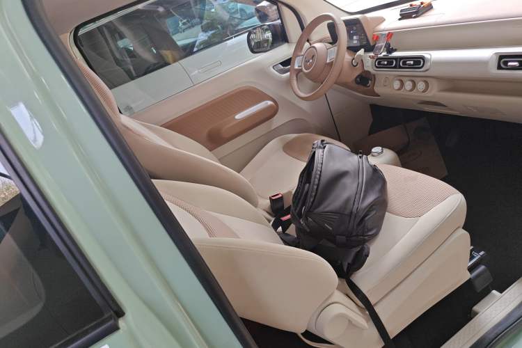 Used Wuling Hongguang MINIEV 2024 3rd Generation 215km Youth Edition
