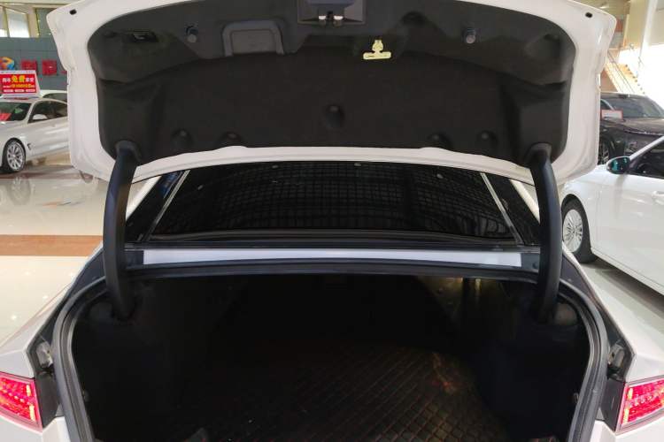 Used Lincoln MKZ 2017 2.0T Luxury Edition
