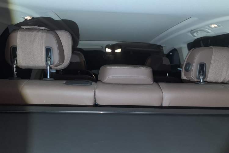 Used BMW X5 2019 xDrive40i Luxury Model with M Sport Package Headliner