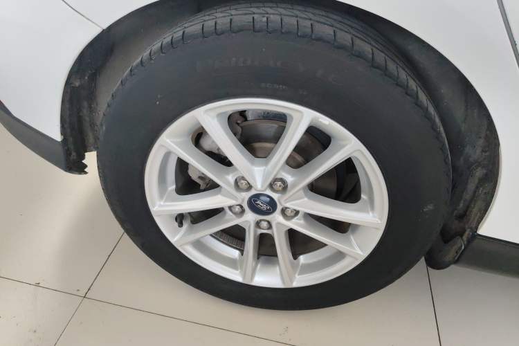 Used Ford Focus 2018 Hatchback Classic 1.6L Automatic Trendy SmartDrive Edition