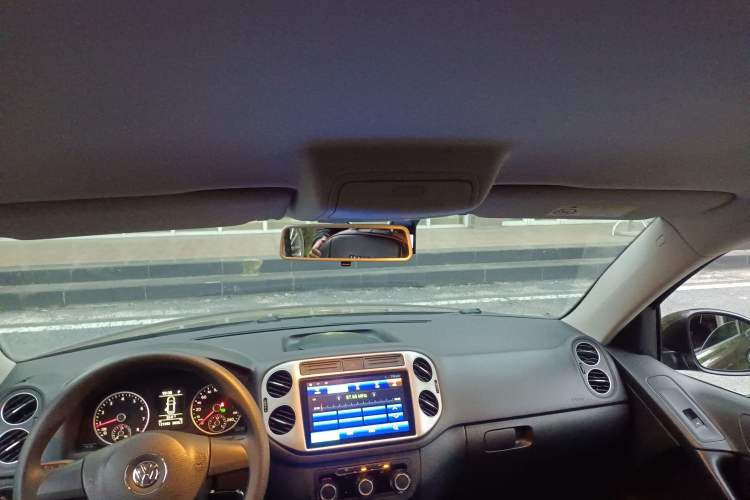 Used Volkswagen Tiguan 2017 300TSI Automatic Two-Wheel Drive Silk Road Luxury Edition
