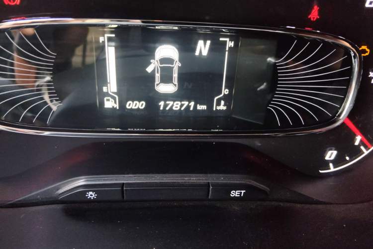 Used Baojun 510 2017 1.5L Automatic Luxury Model Odometer Close Up