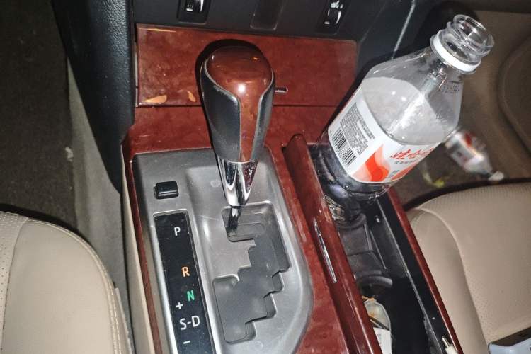 Used Toyota Camry 2013 2.5G Comfort Edition Gear Lever