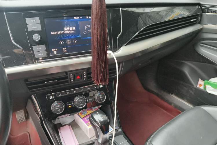 Used Volkswagen Passat New Energy 2019 430 PHEV Hybrid Elite Edition Audio And AC Panel