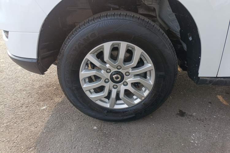 Used Great Wall Poer 2019 2.0T Commercial Version Manual Diesel Two-Wheel Drive Elite Long-Box GW4D20M
