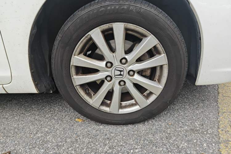 Used Honda Civic 2014 1.8L Automatic Classic Edition Right Front Wheel Hub