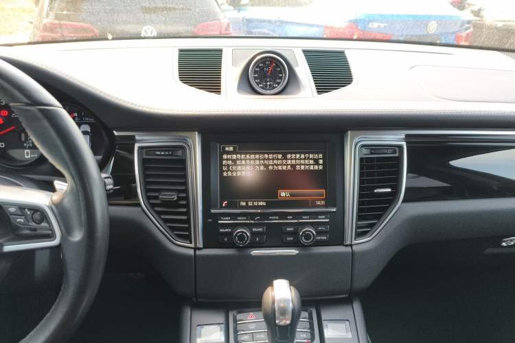 Used Porsche Macan 2017 Macan Turbo 3.6T