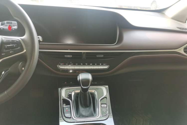 Used GAC Trumpchi M6 2023 PRO 270T DCT Elite Edition Audio And AC Panel