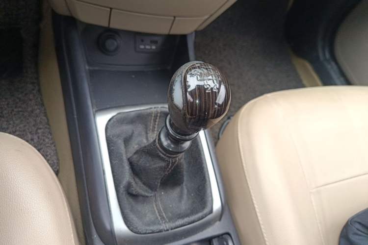 Used Hyundai Celesta 2011 1.6L Manual Comfort Edition