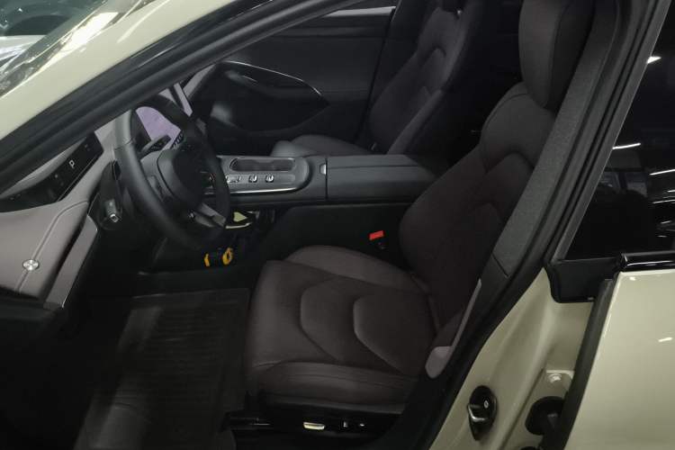 Used Xiaomi Auto SU7 2024 Rear-Drive Ultra-Long Range Advanced Pro-Level Intelligent Driving Version
