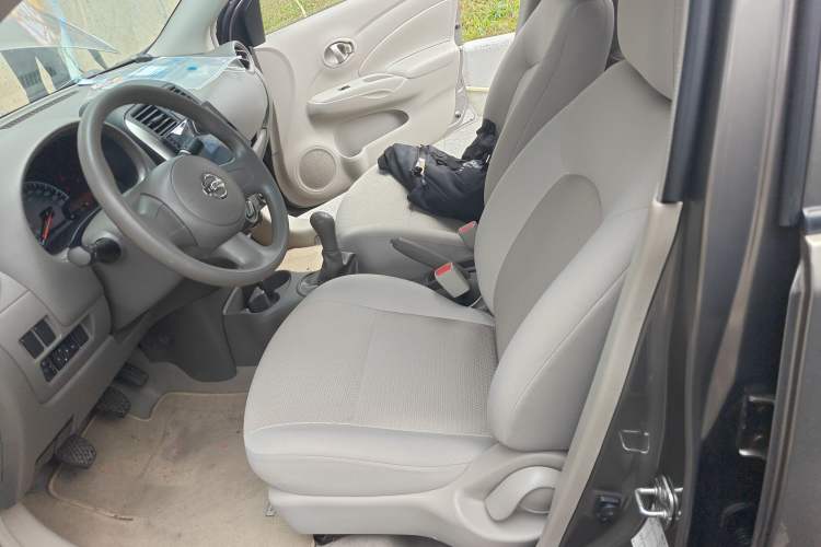 Used Nissan Sunny 2011 1.5XE Manual Comfort Edition
