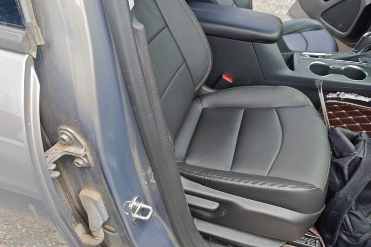 Used Chevrolet Equinox 2019 535T Automatic Chijie Edition China VI Right Front Seat