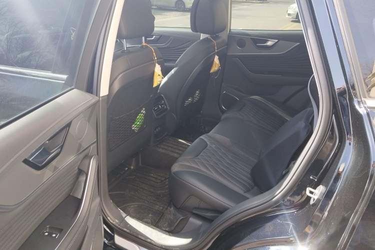 Used Hongqi HS5 2023 2.0T Four-Wheel Drive Flagship Pro Edition