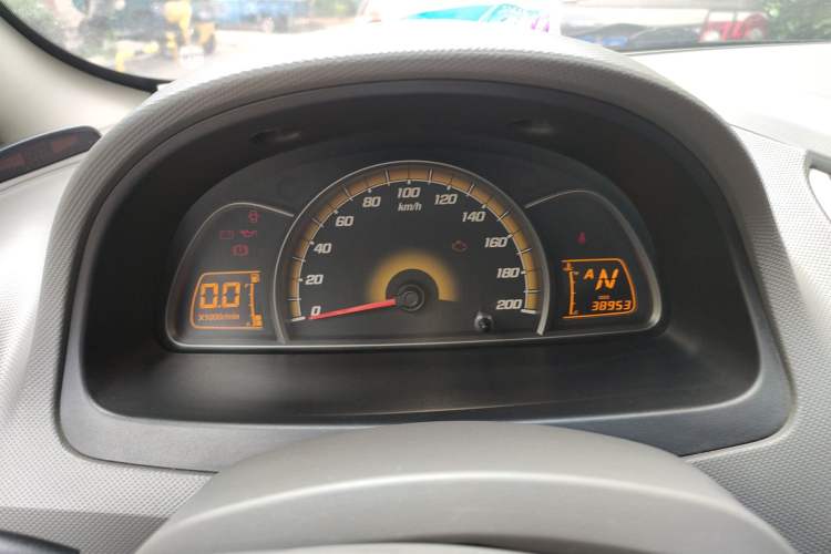 Used Chevrolet Sail 2013 Sedan 1.2L AMT Ideal Edition Instrument Cluster