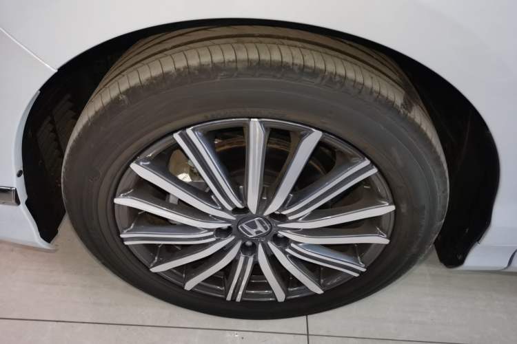 Used Honda Elysion 2024 2.0L eHEV Luxury Edition