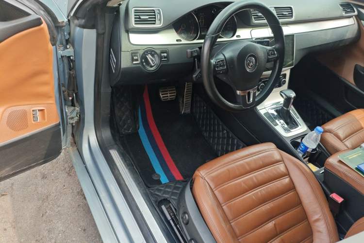 Used Volkswagen FAW-Volkswagen CC 2010 2.0 TSI Luxury Model Driver Seat