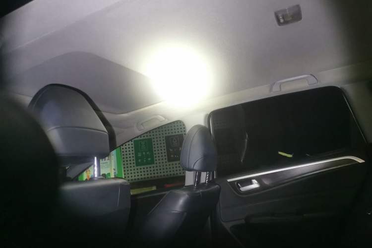 Used Honda Jade 2014 1.8L Automatic Comfort Elite Version 5 Seats
