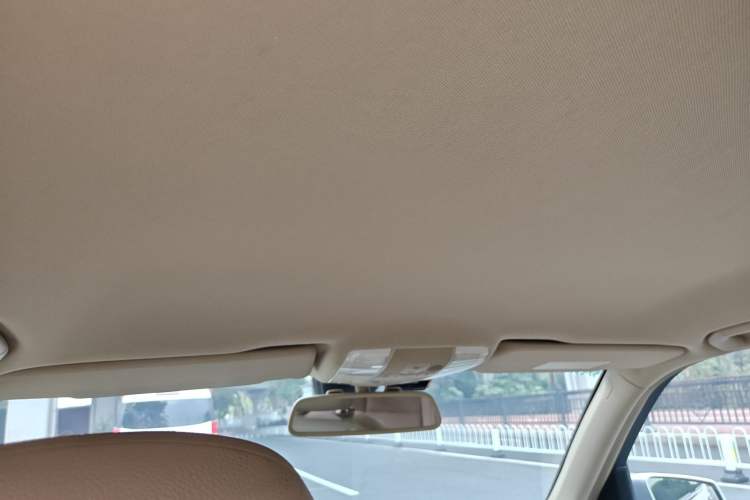 Used Mercedes-Benz GLK-Class 2011 GLK 300 4MATIC Dynamic Model
