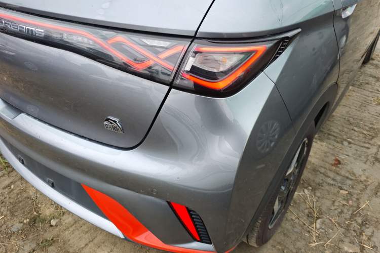 Used BYD Dolphin 2021 405 km Fashion Edition Right Rear Taillight