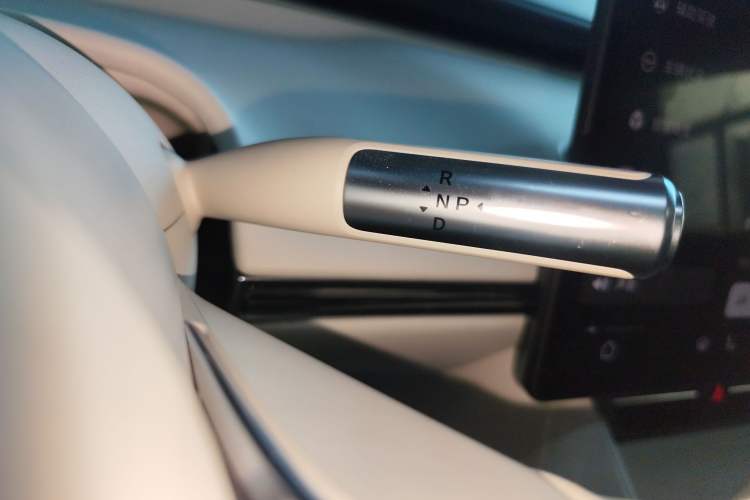 Used Hima Luxeed S7 2025 855 km Max