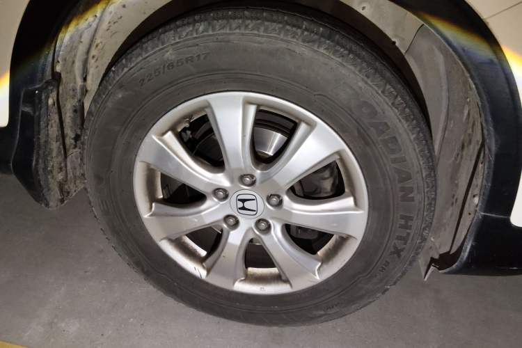 Used Honda CR-V 2012 2.0L two-wheel drive urban version
