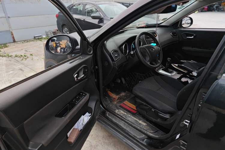 Used GAC Trumpchi GS5 2012 2.0L Manual Two-Wheel Drive Comfort Edition