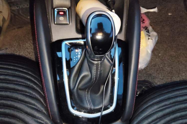 Used Nissan Qashqai 2021 2.0L CVT Luxury Edition Gear Lever