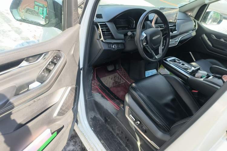 Used SAIC MAXUS G20 2021 PLUS 2.0T Gasoline Automatic Luxury Edition