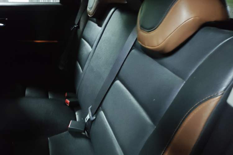 Used Geely Auto Vision X1 2017 1.3L Automatic Fun Edition
