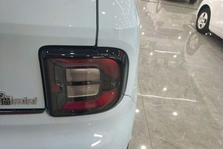 Used Geely Galaxy Panda 2023 Panda Mini 200km Endurance Bear