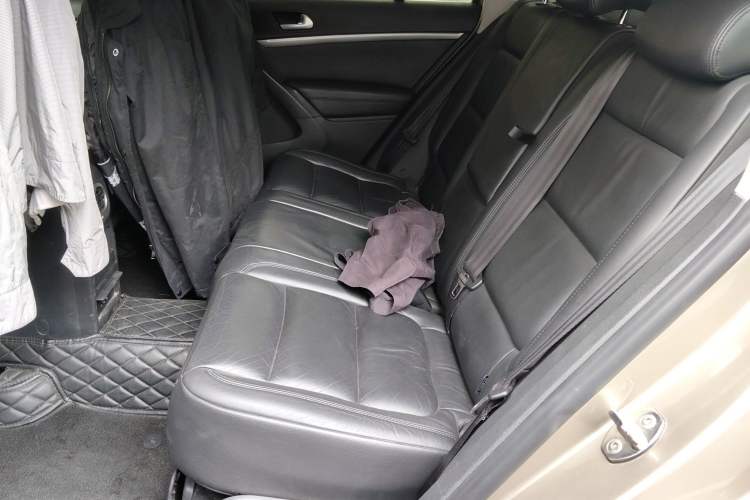 Used Volkswagen Tiguan L 2015 1.8TSI Automatic Two-Wheel Drive Comfort Edition