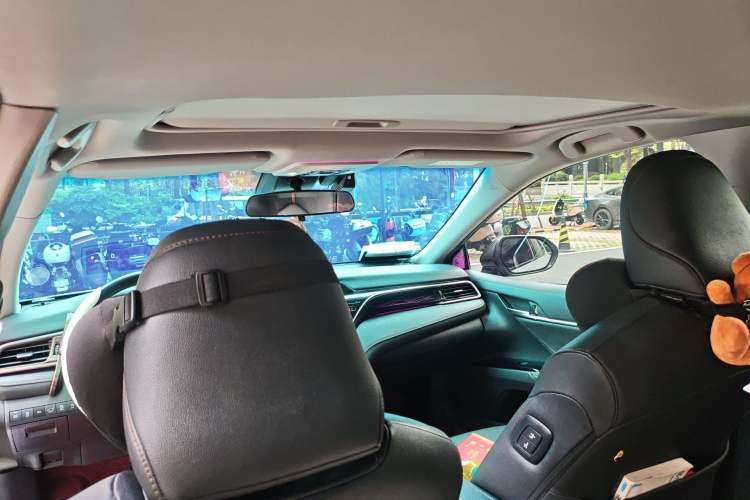 Used Toyota Camry 2021 2.0G Luxury Edition Headliner