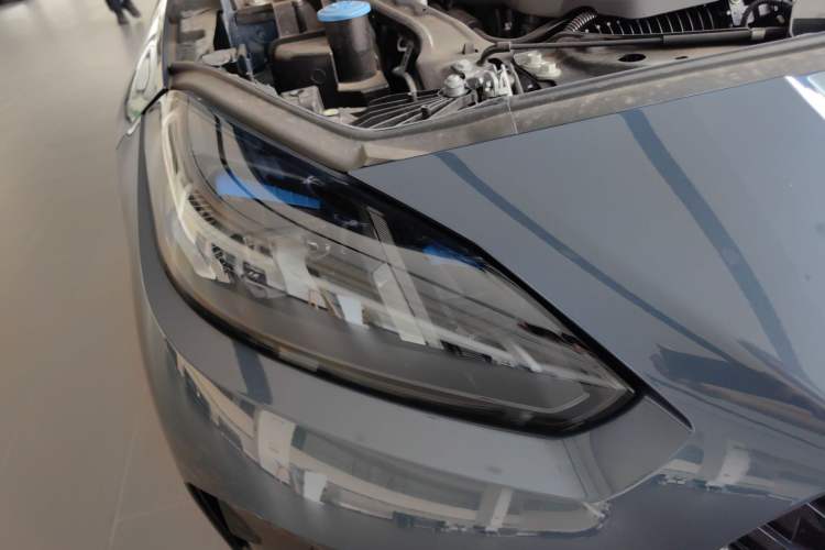 Used BMW 2 Series 2025 225L M Sport Night Edition Package Right Front Headlight