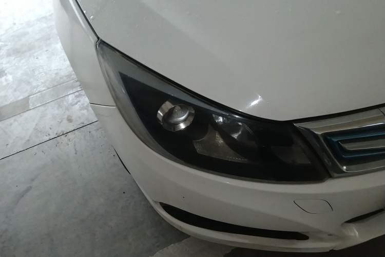 Used BYD e5 2018 Travel Edition Right Front Headlight