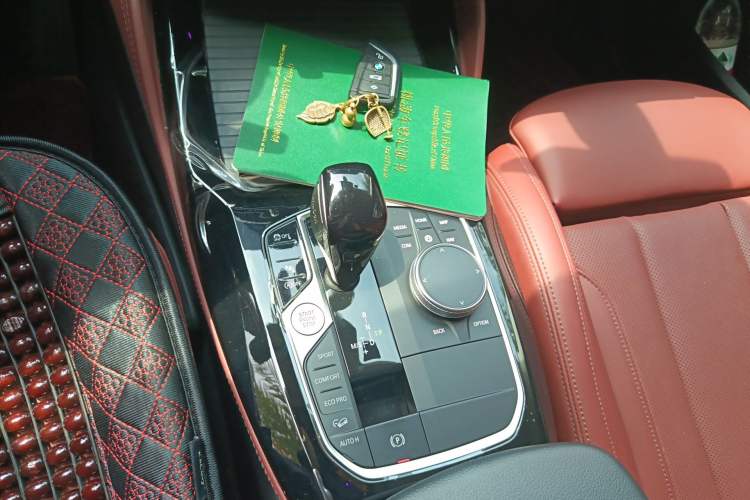 Used BMW X4 2022 xDrive 25i M Sport Package Gear Lever