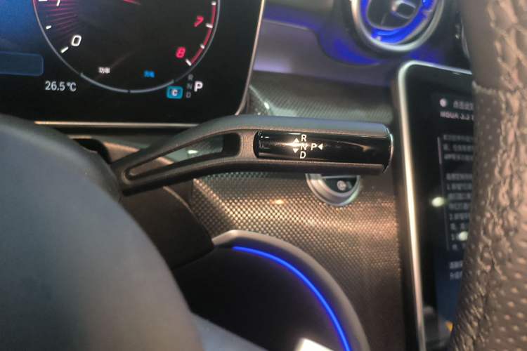 Used Mercedes-Benz C-Class 2025 Facelift C 260 L Sport Edition Gear Lever