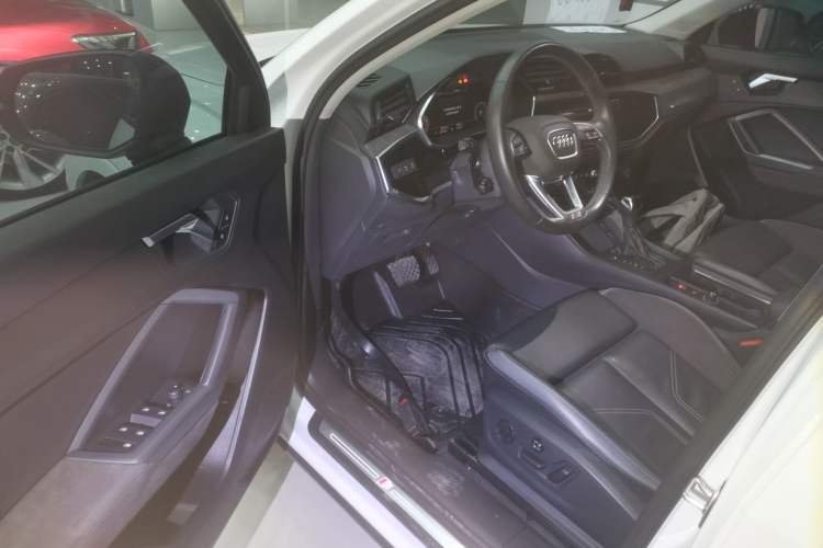 Used Audi Q3 Sportback 2023 35 TFSI Ambition (1.4T)
