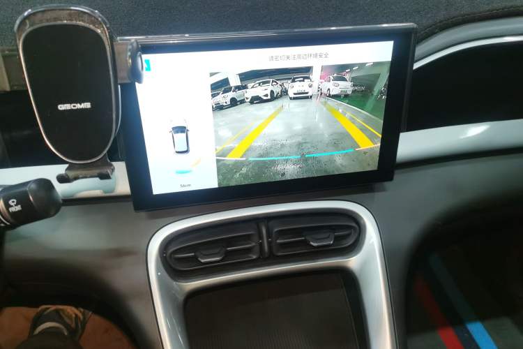 Used Geely Galaxy Geome 2025 310km Youth Edition Audio And AC Panel