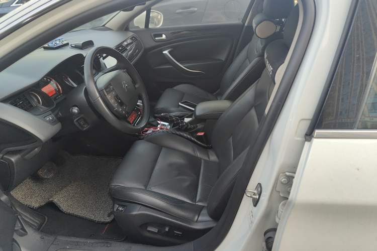 Used Citroen C5 2013 2.3L Automatic Zunyu Model