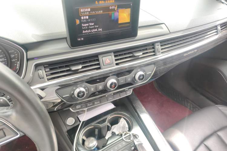 Used Audi A4L 2018 30th Anniversary Edition 40 TFSI Trendy Model