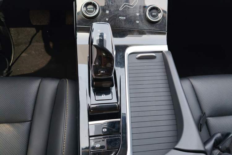 Used Bestune B70 2022 Third Generation 1.5T Automatic Enjoyment Version
