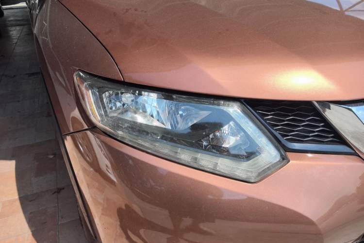 Used Nissan X-Trail 2014 2.5L CVT Leading Edition 4WD